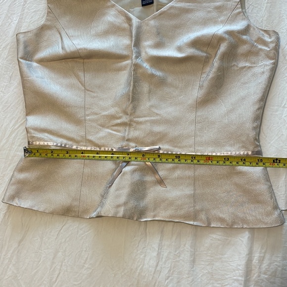 Ann Taylor shell tank - silk - Picture 9 of 10